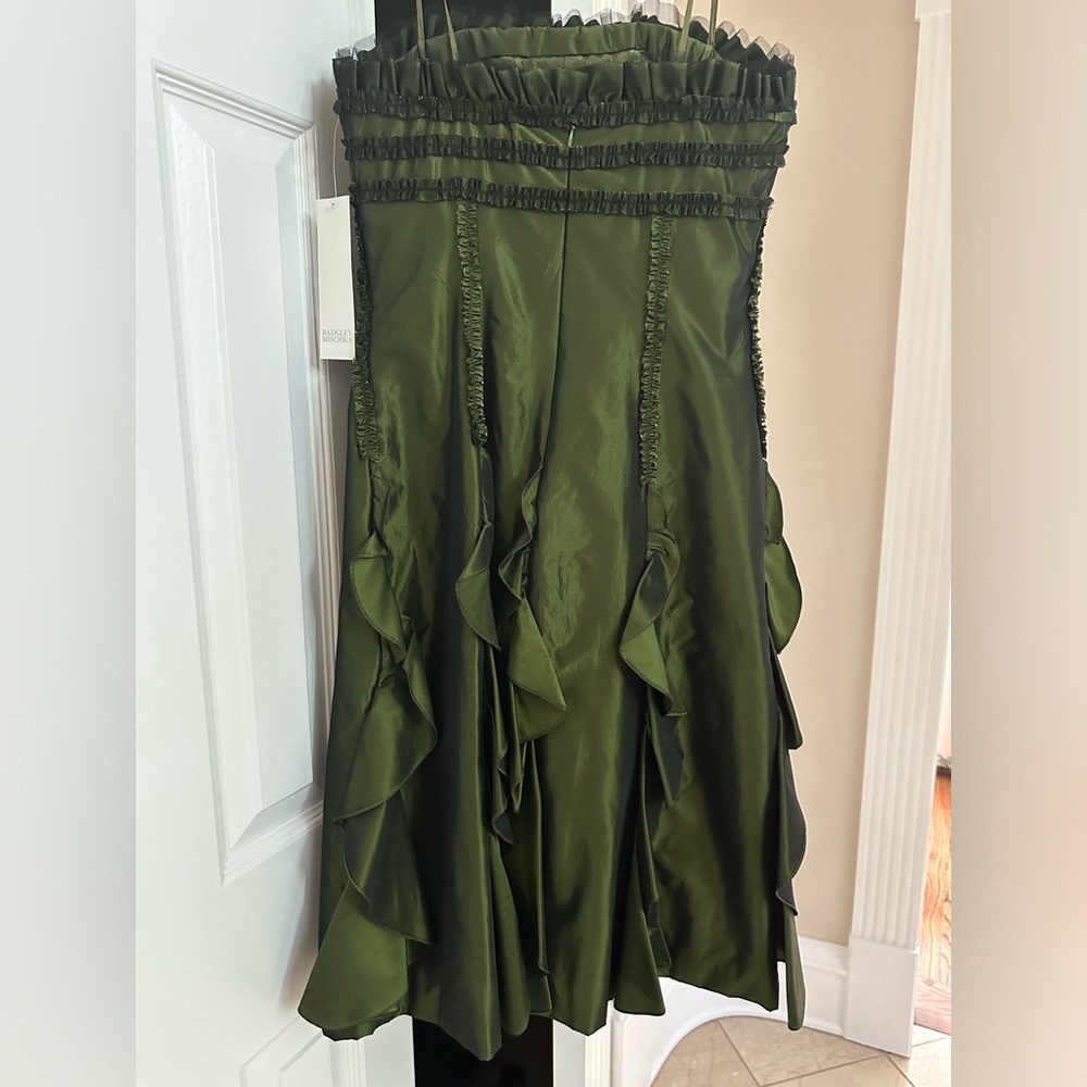Bartley Mischka forest green ruffled strapless dress Sz 4